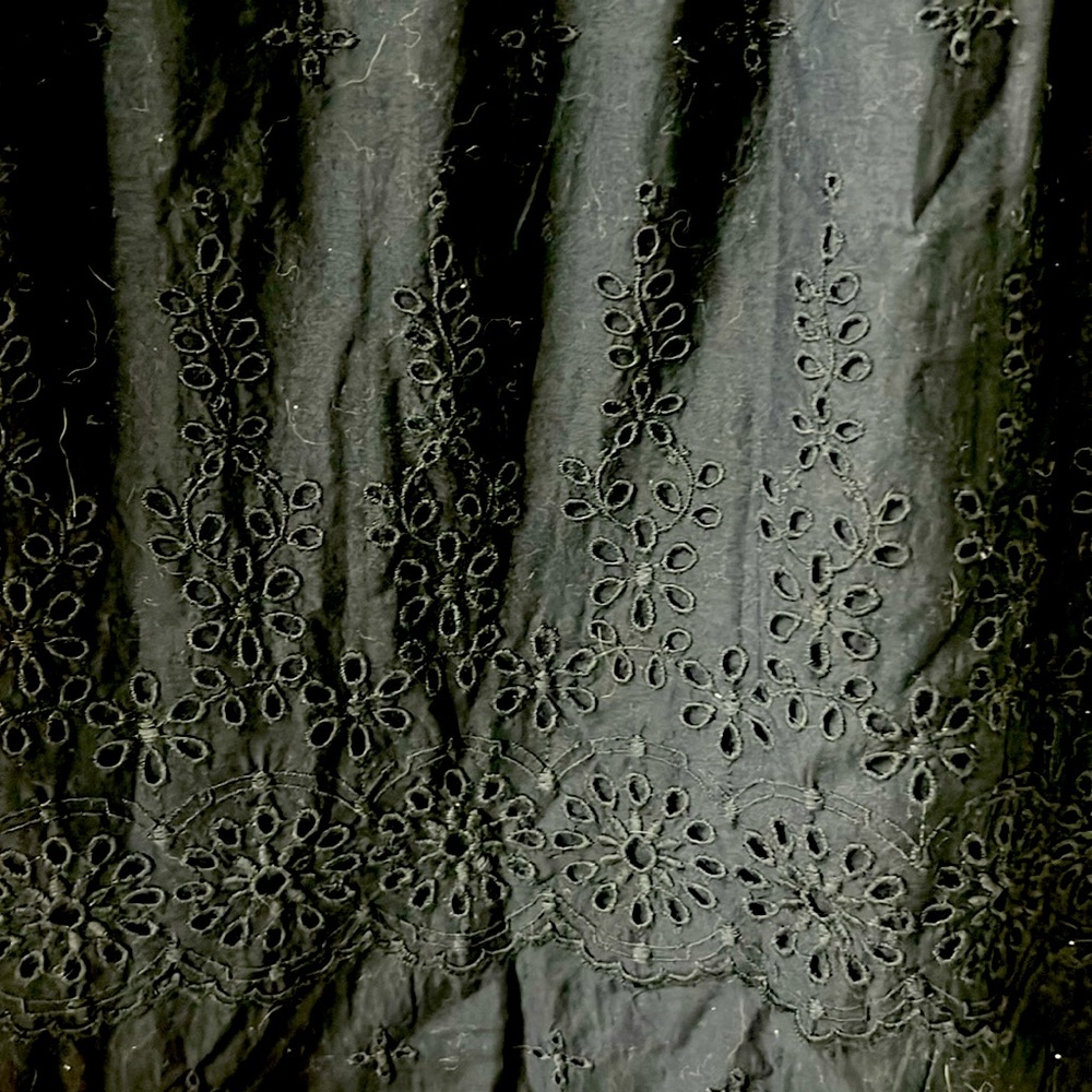 Nwt Gap Maternity Embroidered Flutter Sleeve Dres… - image 5